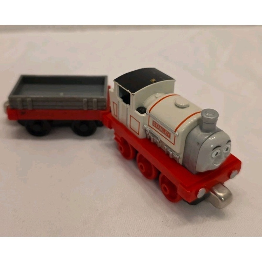 Thomas Take-n-Play Stanley Diecast Train & Cargo Car Lot Metal Magnetic Vtg